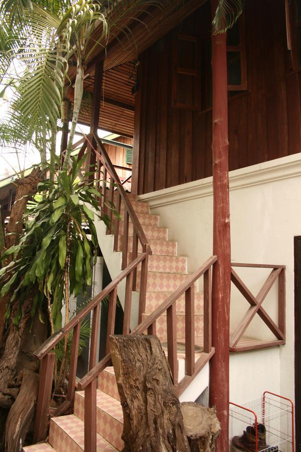 Mano Temple House Hotel Luang Prabang Exterior photo
